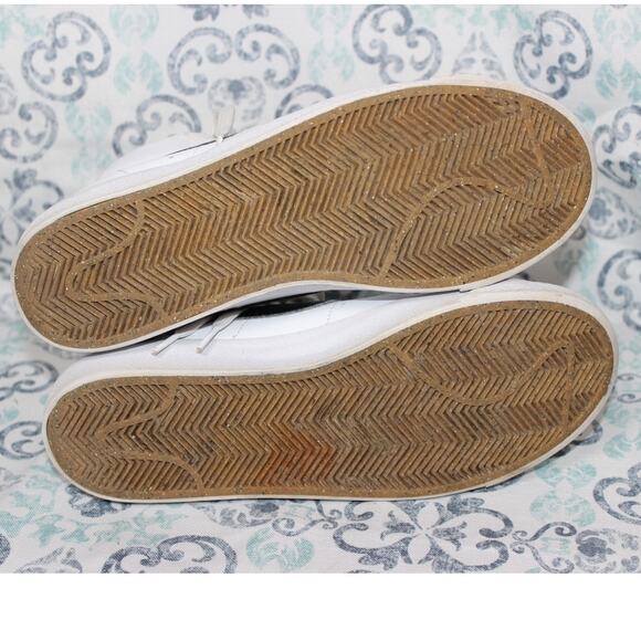 Nike Blazer‎ Mid 77 White Black Yough Size 7Y - Picture 6 of 7